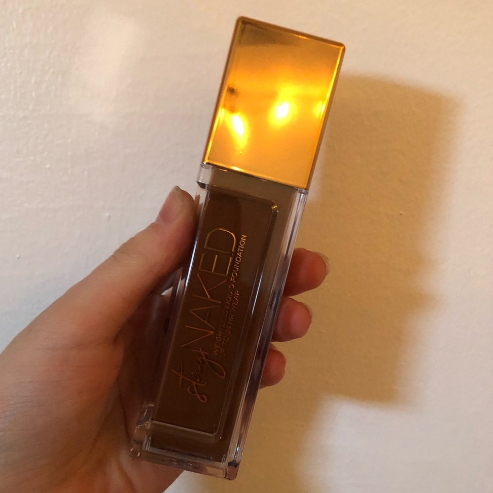 STAY NAKED FOUNDATION